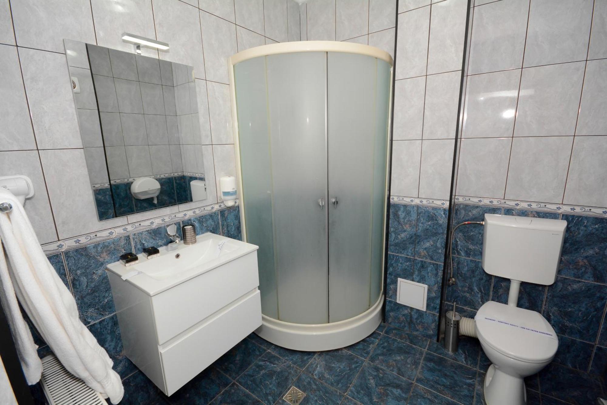 Hotel Andre´s Craiova Eksteriør billede