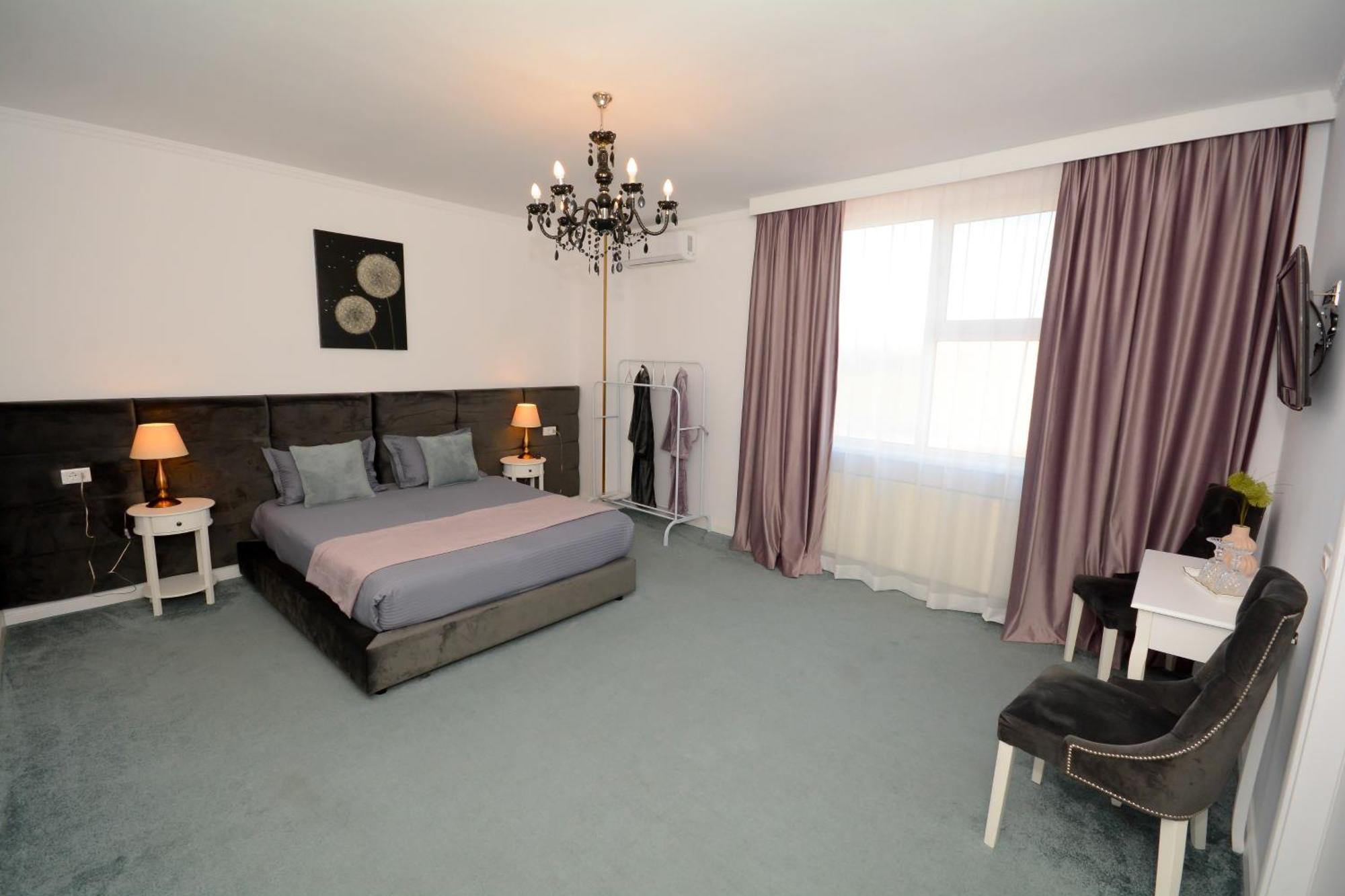 Hotel Andre´s Craiova Eksteriør billede