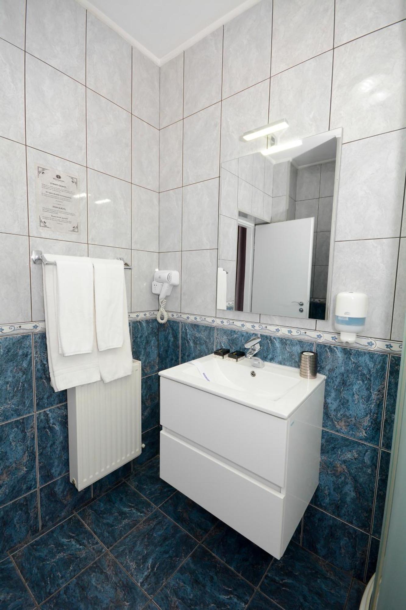 Hotel Andre´s Craiova Eksteriør billede